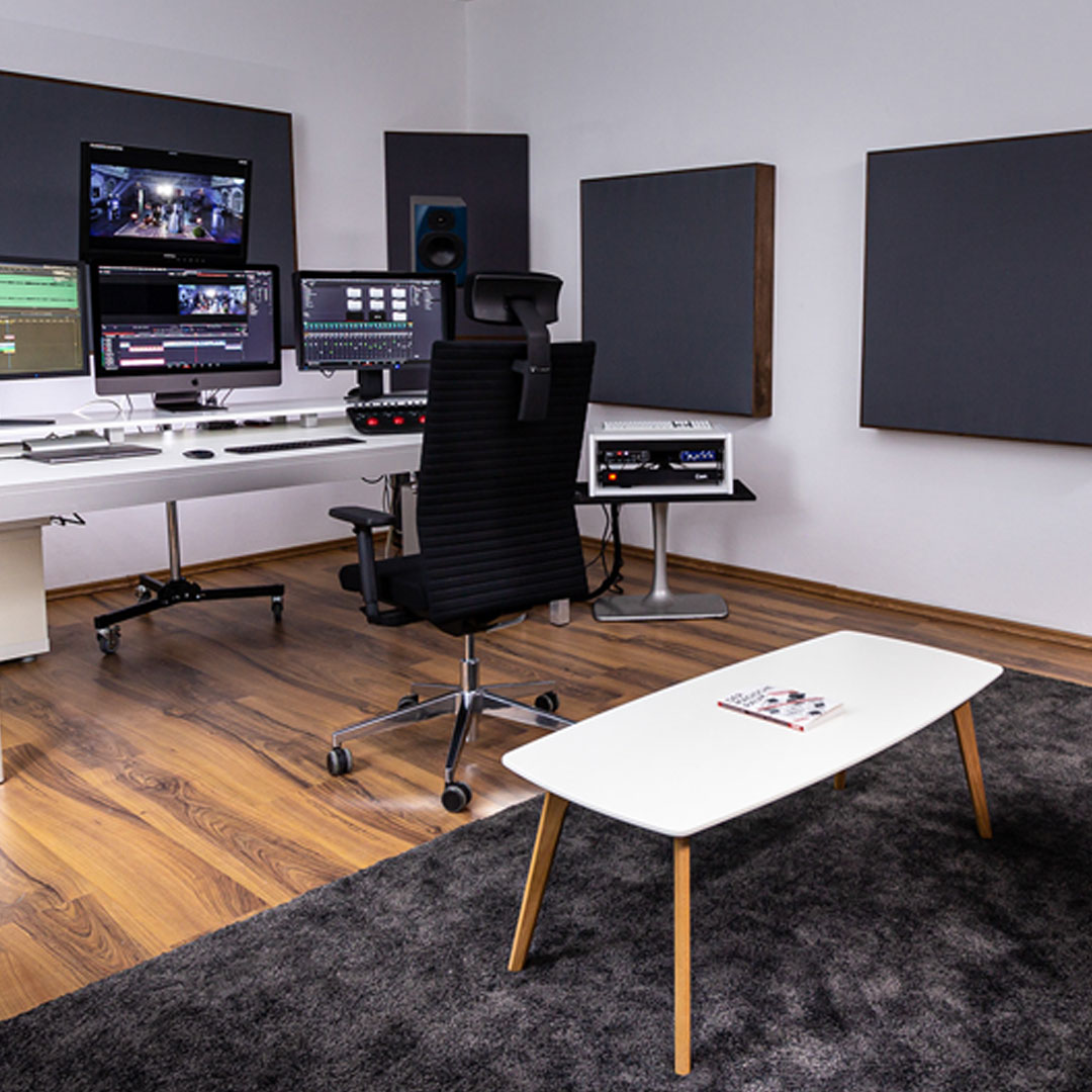 webseite bilder postproduktion quadrat