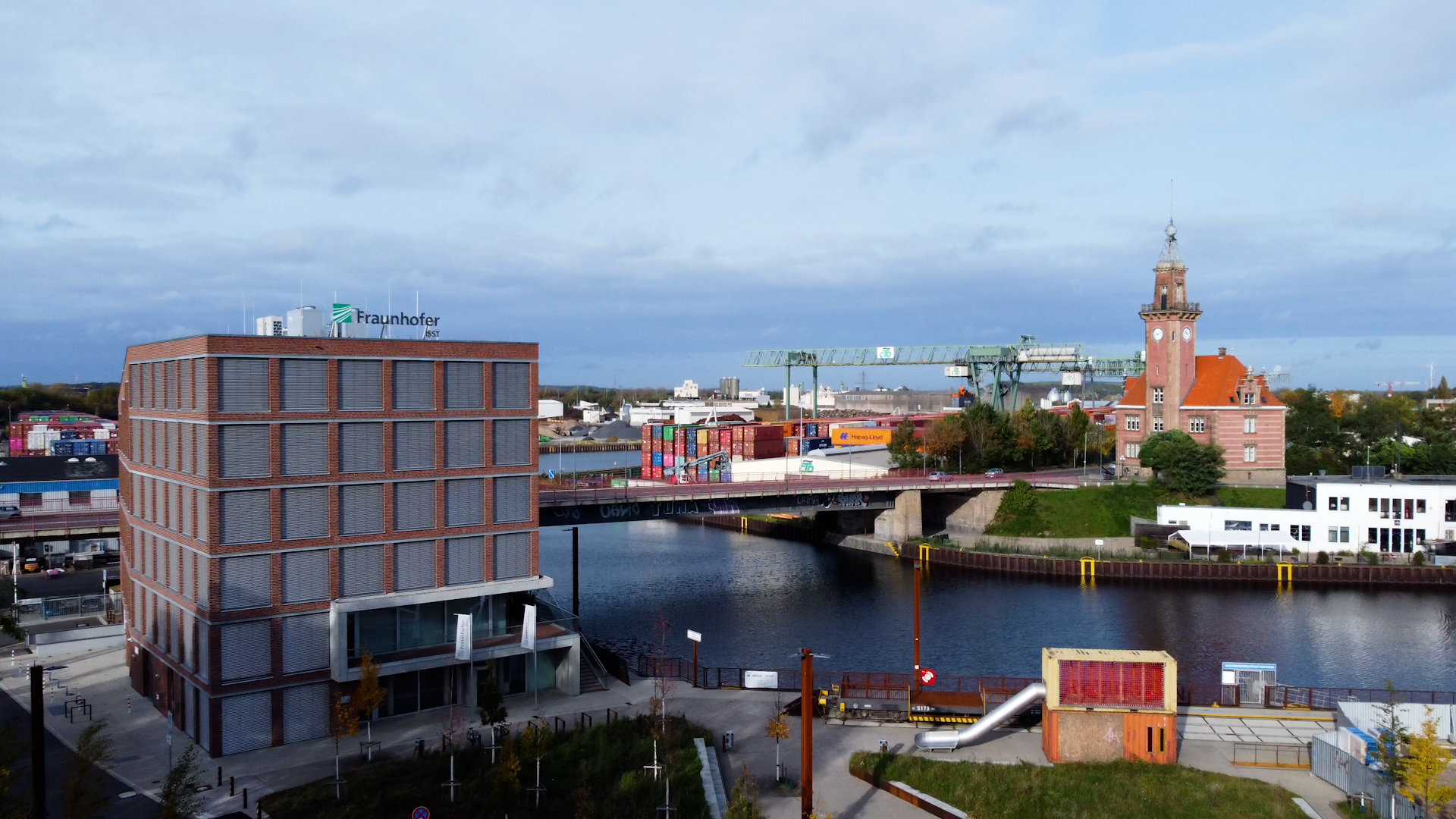 webseite 2025 header drohne 03